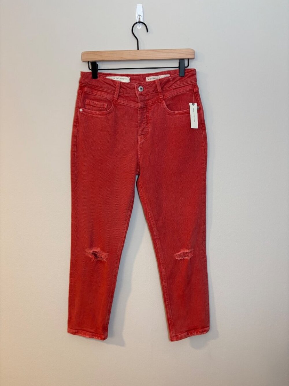 NEW Anthropologie Pilcro Slim Straight High-Rise Distressed Stretch Denim Jeans